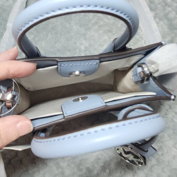 NEW Michael Kors Mercer X-Small Shopper Crossbody-Pale Blue - PRICE IS FIRM - Picture 6 of 9